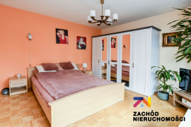 Przestronny dom 2 rodzinny- Os. Jędrzychów